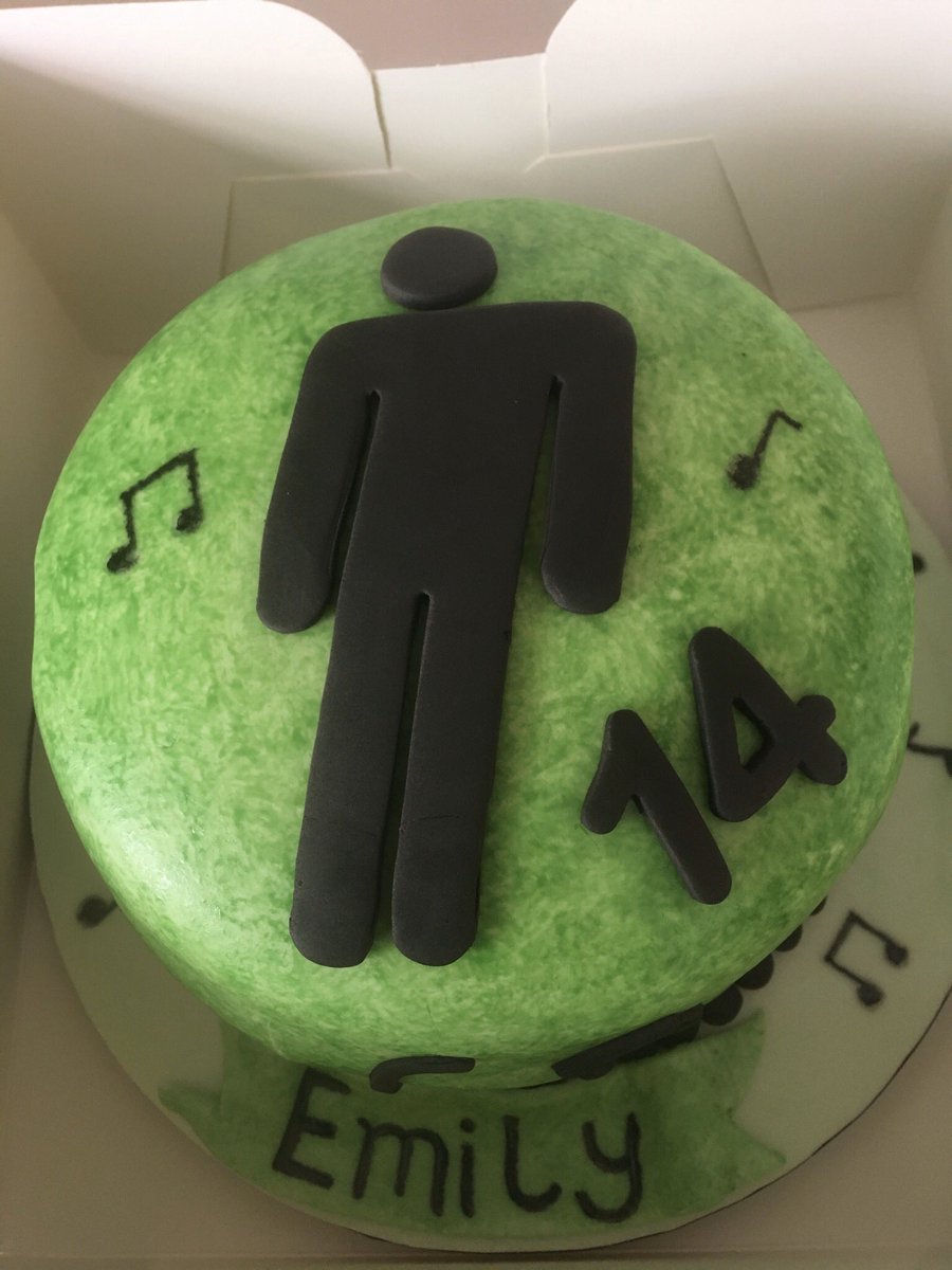 TheWorldofEmil1's tweet photo. Thank you for my birthday wishes!! I totally loved my @billieeilish cake! https://t.co/5HXAM7ahbO
