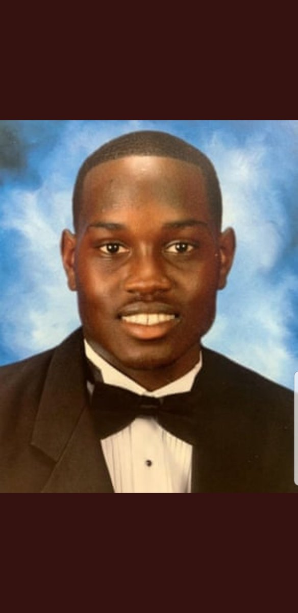 MattersPodcast's tweet photo. #BreonnaTaylor #AuhmadArbery #GeorgeFloyd 

Rest in peace. Sending our thoughts and prays to their families.

#racism has never gone away, it's now being recorded. https://t.co/5030qwdXXH