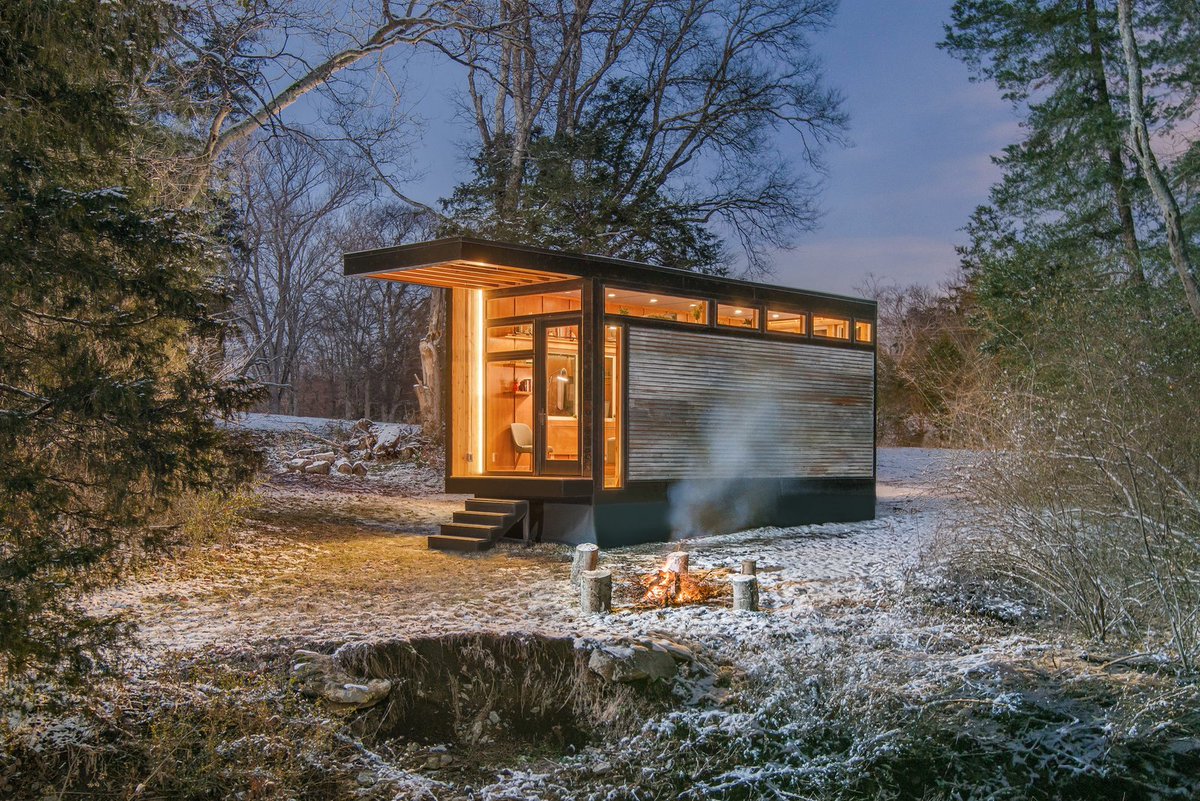 eb_clarity's tweet photo. Obsessed with this little number from @CATtinyhomes. Can't believe it's only $49.9k. I'd pay way more for this life! #cattinyhomes #tinyhouse #tinyhome #tinyhouses #tinyhomes #tinyliving #tinyhousehomebuilders #minimalism #luxury #minimalist #containerhome #containerhomes https://t.co/gpuFo07yGC