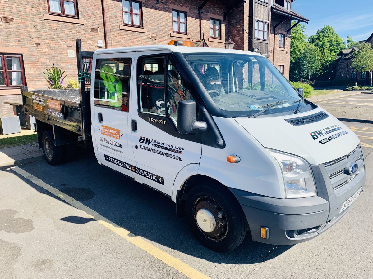 drydenmedia's tweet photo. Vehicle #signage for BW Building Services - Happy Client, Happy Day 😆 Big thanks to BK Screenprint for the installation! #LookingFly #vinyl #vinyldesign #vehiclegraphics #buildtrade #construction https://t.co/YBl5DKQdEt