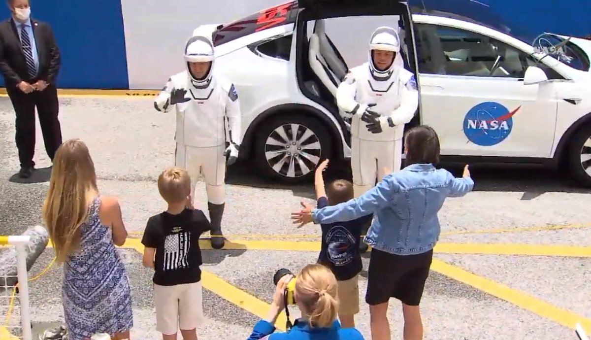 E. Bottlaender tweet media