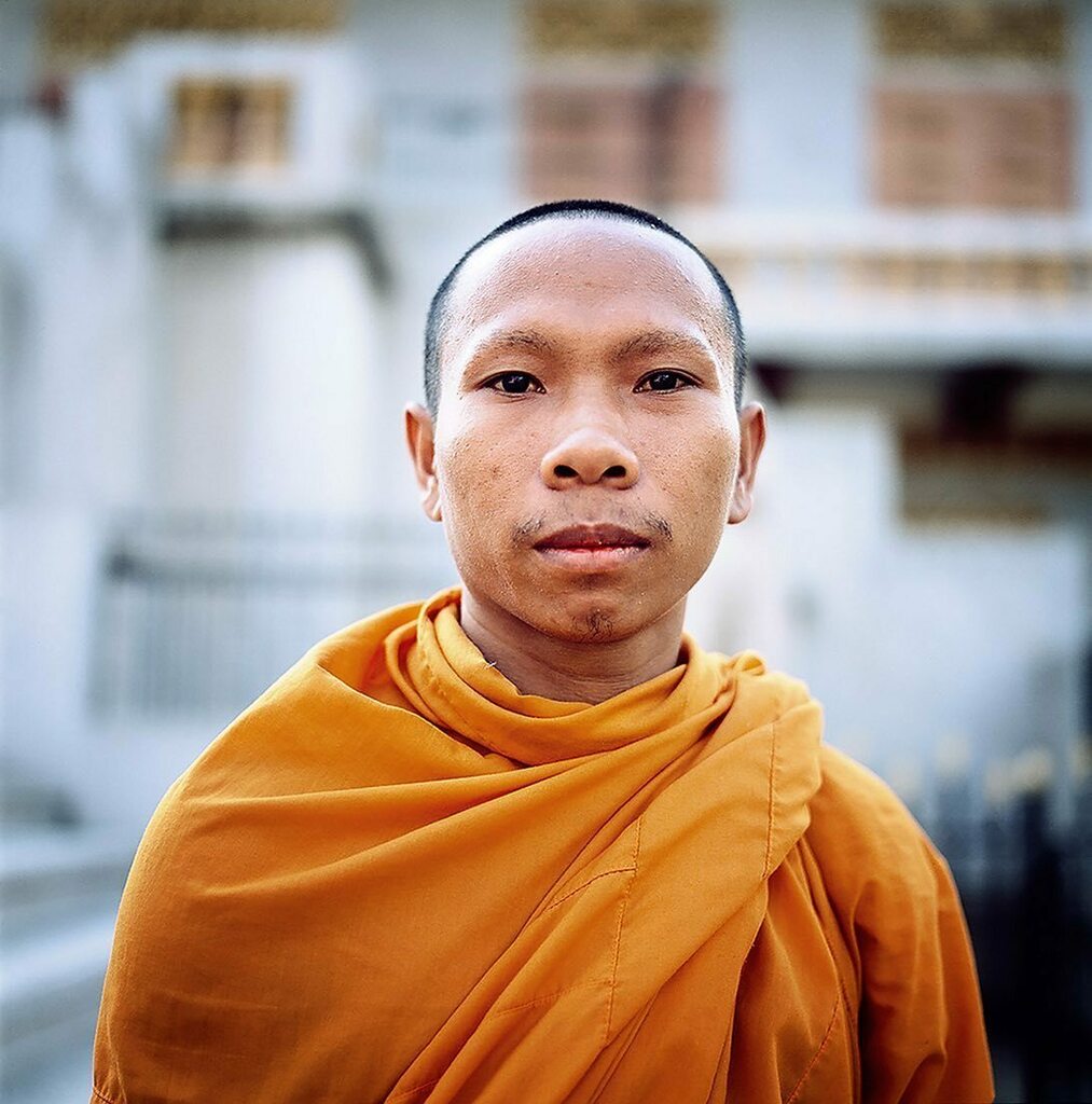 I photographed this young monk in Cambodia. We didn’t share a language but we had a lovely exchange and I gave him a polaroid of this image which he was really pleased with. It’s such a nice way to finish making a portrait.
.
.
.
#traveltheworld #traveldeeper#exploremore