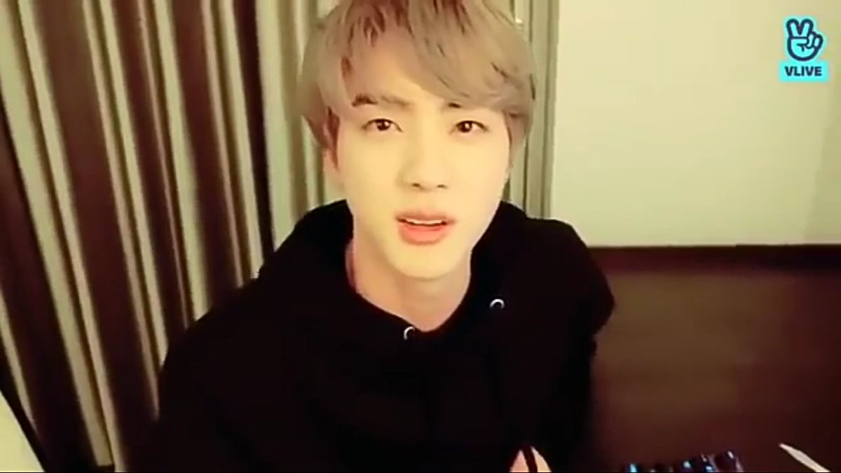 Seokjin is the cutest sweetest lil babie omg wanna kith :((