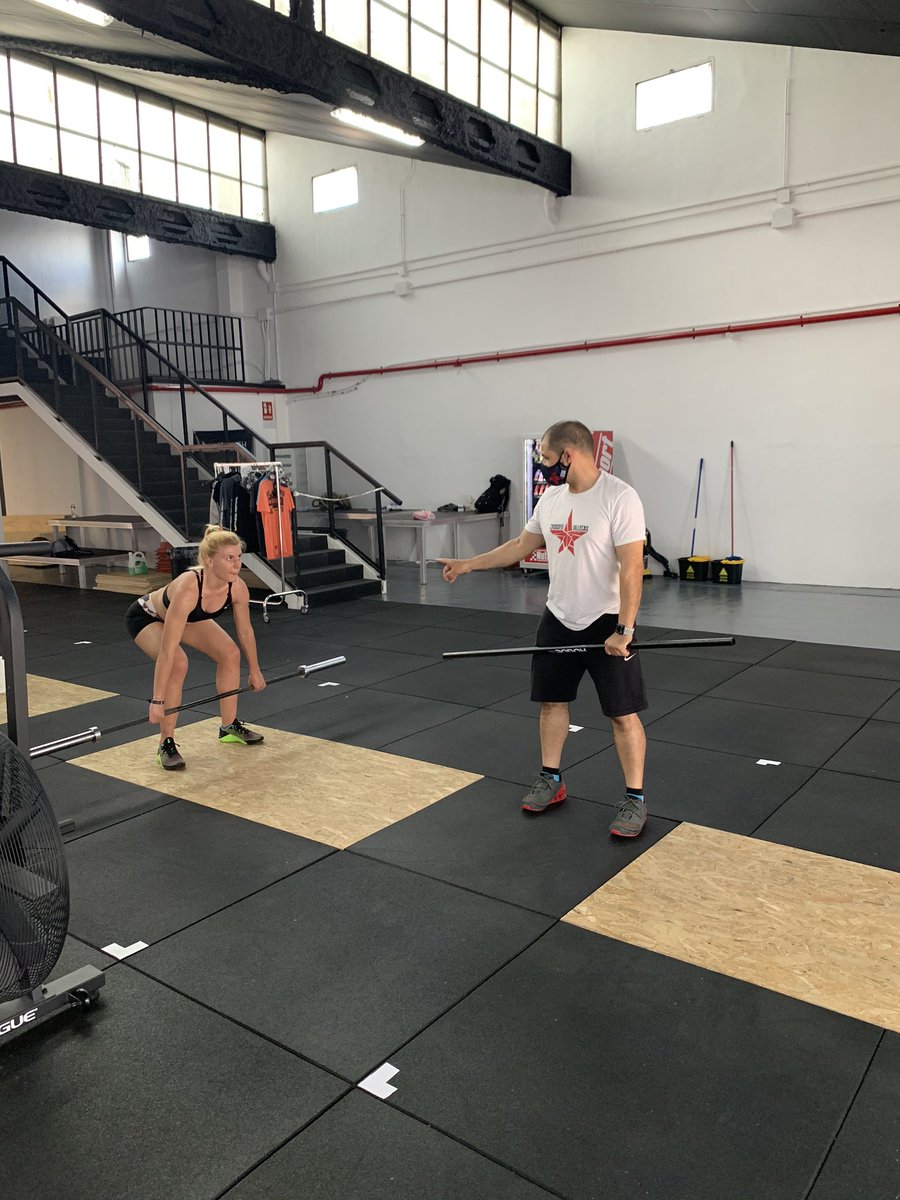 crossfitVK's tweet image. ¿Te imaginas implantar tu negocio dentro de un gimnasio? Te alquilamos distintos espacios desde 125m2 a 10m2, dentro del nuestro ^CrossFit Vallecas^