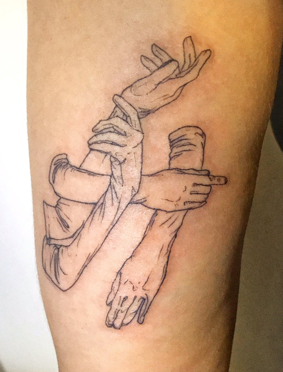swordfish2spike's tweet photo. Offrez moi votre peau 😔 
Rt appréciés par la jeune tatoueuse que je suis ✨ https://t.co/LErB8J9pMd