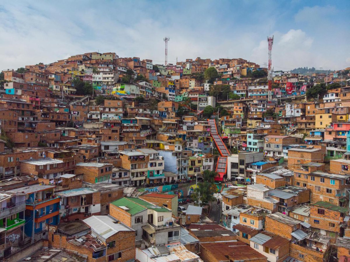 Alcaldía de Medellín on Twitter "Las obras de densificación y