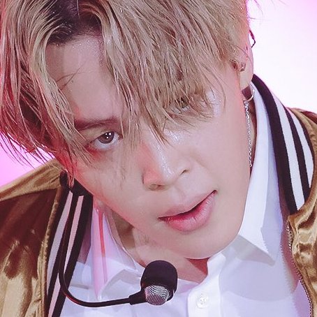  #jimin's piercing stare: a  thread   @BTS_twt