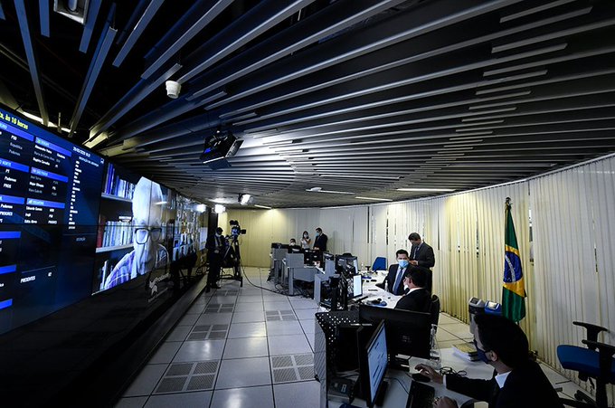 foto via senado federal foto via senado federal