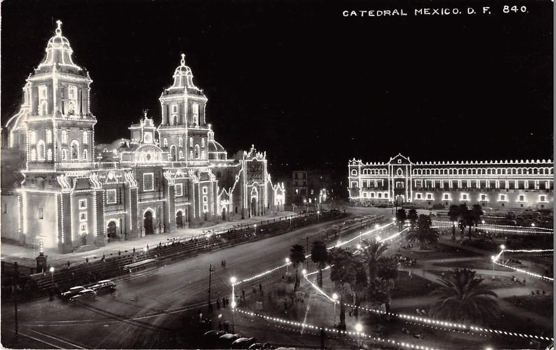 Centro Histórico de noche, Catedral.