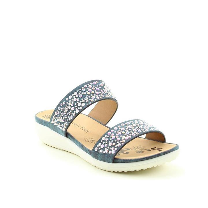RowberryShoes's tweet photo. Walk on air with sandals from @HeavenlyFeet Find them at @RowberryShoes when stores can open #Swansea #Mumbles #Llanelli #Shoes #Boots #Trainers #Sandals #FlipFlops #Wellies #Heels #Wedges #Rowberrys #Ladies #Men's #Kids #Fashion #Footwear https://t.co/EXABMT1A39