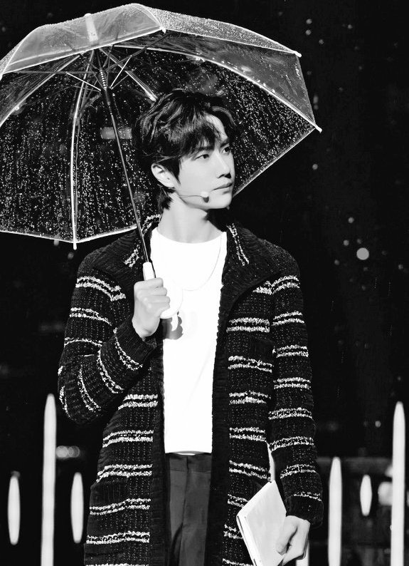 » seo changbin as wang yibo a thread; ↴