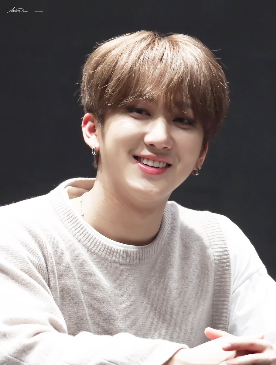 » seo changbin as wang yibo a thread; ↴