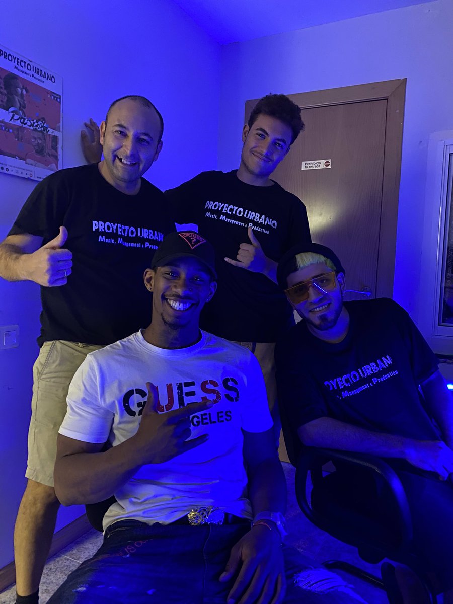 Primer tema firmado con @_proyectourbano . Vamos a por toda. #blackdiamond. Recuerden la locura controlada es beneficiosa para el éxito