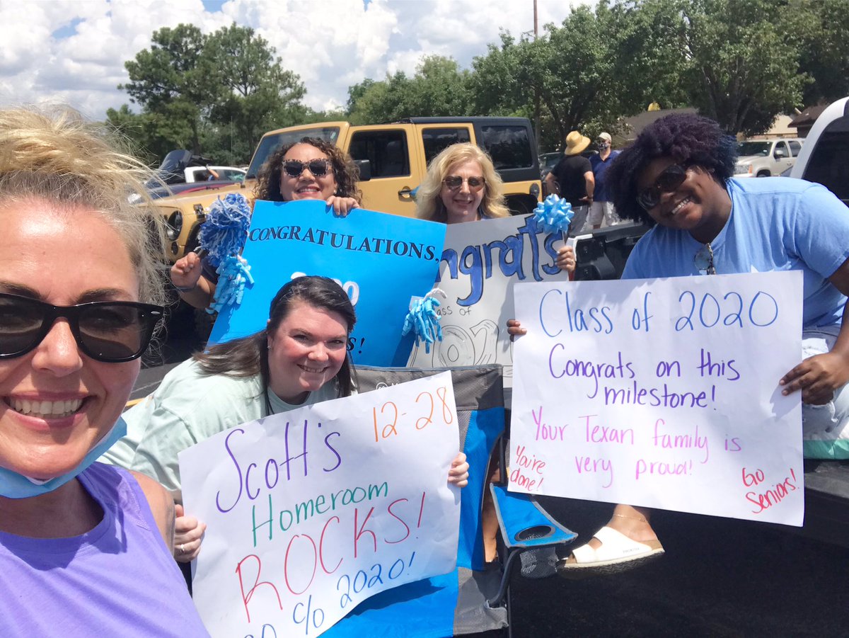 It was so great to see some coworkers and support our Seniors in today’s parade! <a href="/SamRayburn_HS/">Sam Rayburn High School</a>