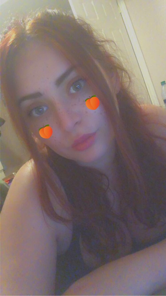 yourrealmind's tweet photo. Doing peach-y b*tch ๐ #PeachNation https://t.co/01yjHHibTN