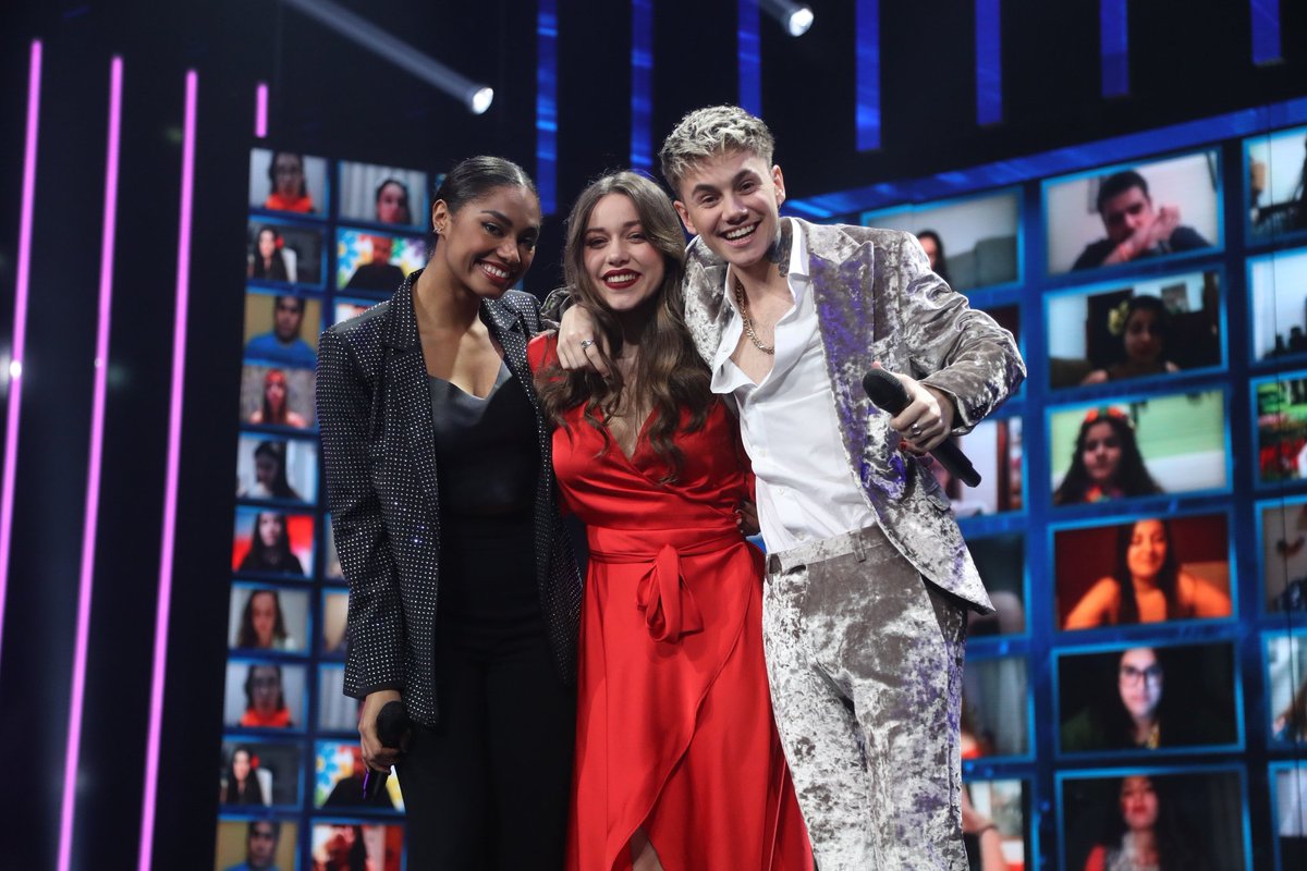 La1_tve's tweet photo. 💥 Nia, Hugo y Eva son los primeros finalistas de #OT2020 

#OTGala11 
👉 https://t.co/9k5j9iH9WO https://t.co/xIHnUii6ab