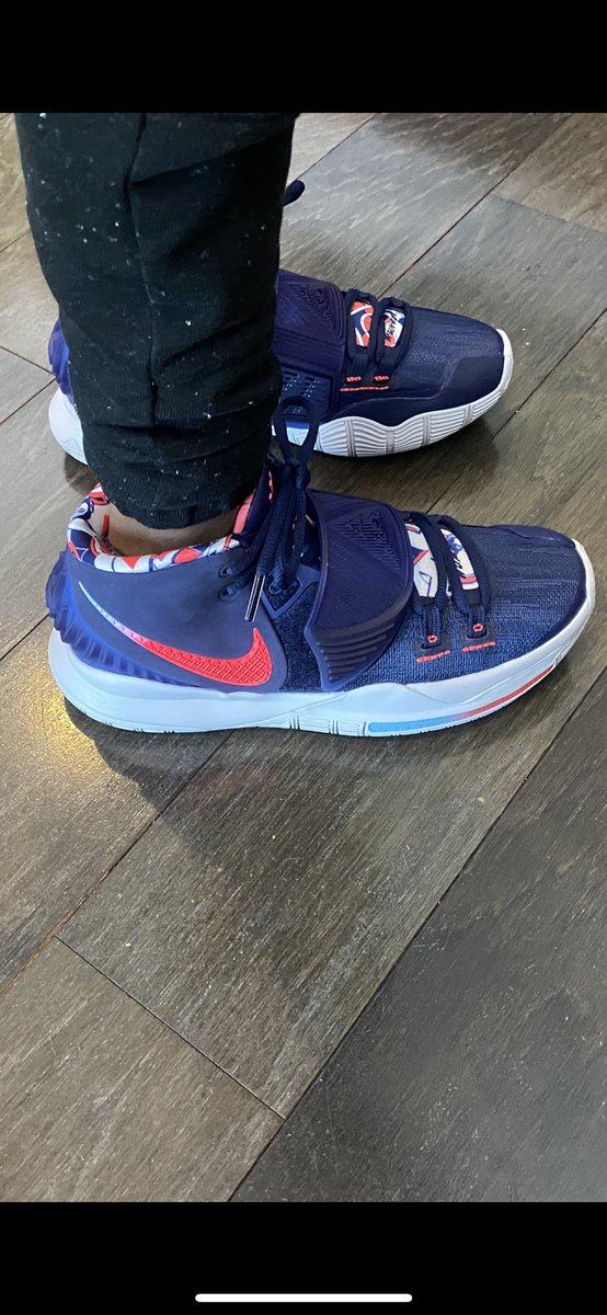 WillTruth1's tweet photo. Check out my new Kyrie Irving six sneakers that I got from my big brother for my birthday #CarrieIrving #HappyBirthday #KyrieIrving https://t.co/LZppLcoMGf