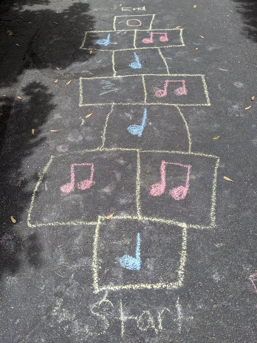 It’s time for some Musical Hopscotch🌈🎶☀️What a perfect day to practice rhythm outside. Thank you Samantha (2-3) for sharing!