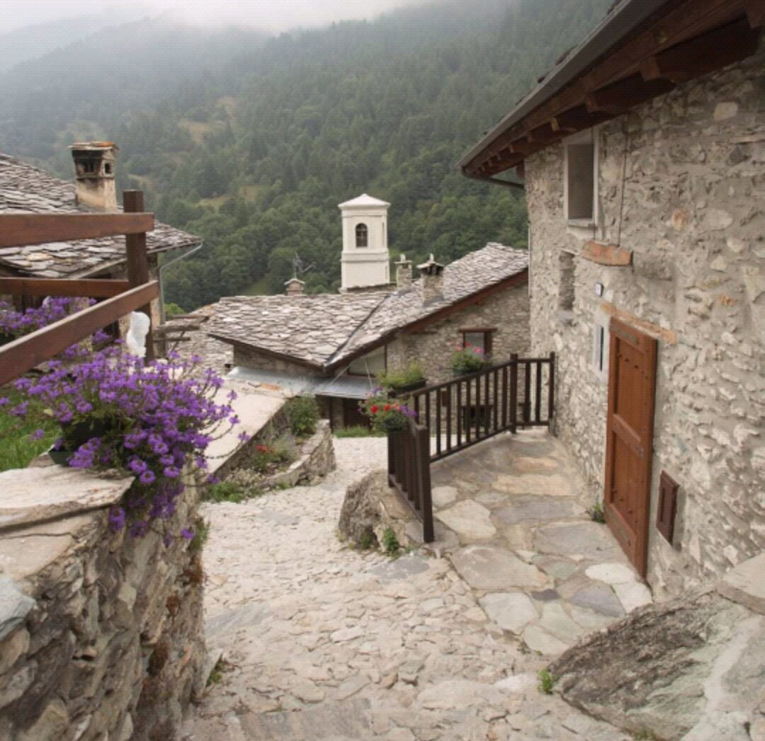 Nuovo post su facebook!!🏔🏚
facebook.com/38739097470237…