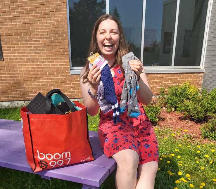 boomottawa's tweet photo. I was happy to make a donation to "The Sock Project" today! "The Sock Project" instills hope in those suffering chronic illness by sending silly socks. They also bring awareness to Auto Immune Diseases! They are always looking for donations! - Dylan Black #Ottawa #TheSockProject https://t.co/4gXurEBV9n