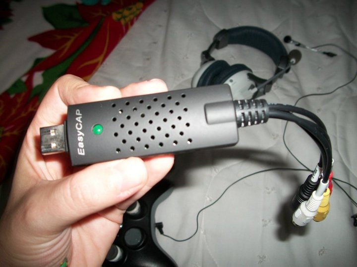 Why_so_Sara's tweet photo. Cuando no existía Elgato ni AverMedia ...
Tenías EasyCap o eras de los pros con una Hauppauge PVR
#OGYoutuber
Yo no era pro 😢 https://t.co/LdcAUdEiM0