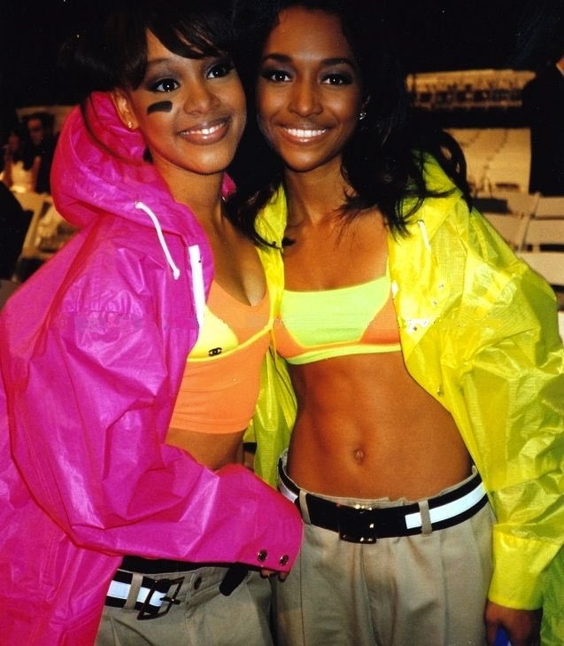 MrAcord1's tweet photo. Happy Birthdayyyyyyyy Left Eye!!!Miss you soooo much.The best that ever did it @officialchilli #HappyBirthdayLeftEyeπππππ #TheBestThatEverDidIt #TLC4Everπ https://t.co/PDhjreQhSC