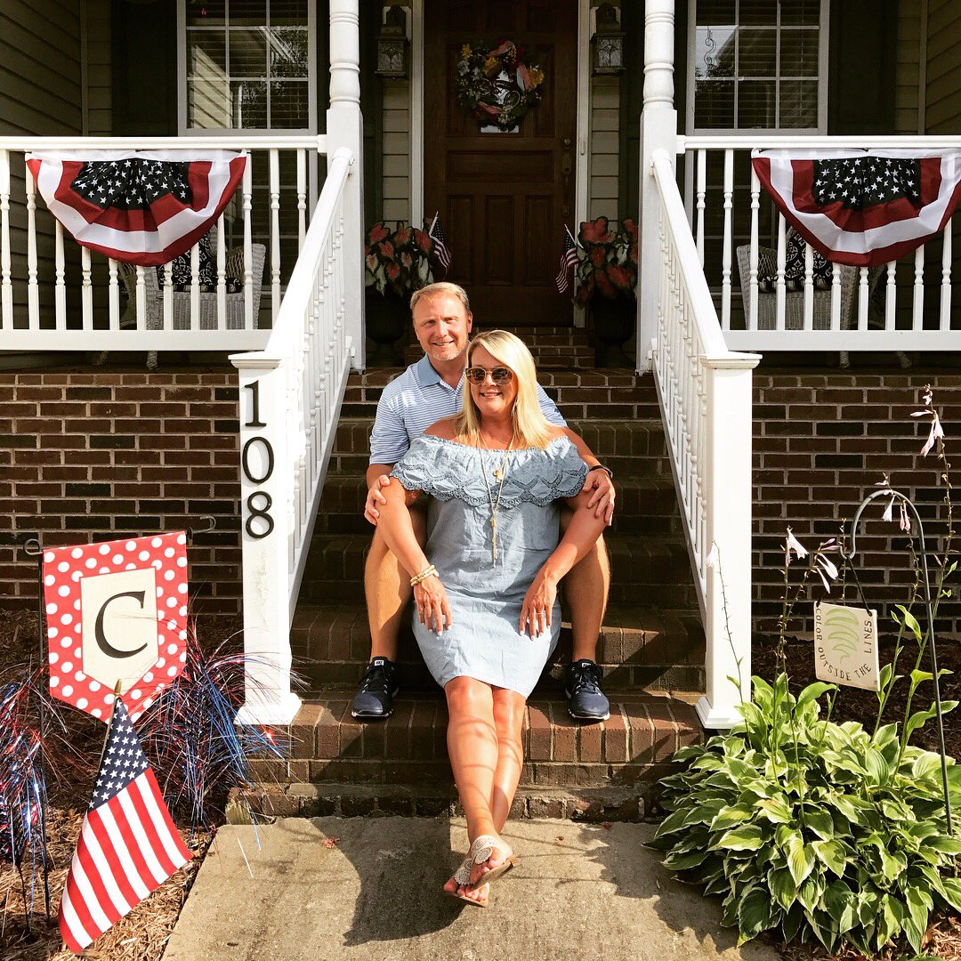 ButchCarter21's tweet photo. Happy Birthday to the best wife ever!!! I’m so grateful to have you in my life! Your my best friend and an amazing mother! https://t.co/aaQwmqmutv
