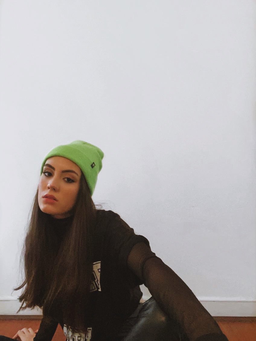 cloudmundial's tweet photo. Hay cosas chimbitas en la vida y verlos a ustedes usando nuestros #Beanies ya mucho estilo. La promo sigue vigente por https://t.co/Mtpf12NHuN lleva 1 beanie por $30k y el segundo te sale en $15k. #comoseria #howwoulditbe || Ella es Valentina Montoya. https://t.co/7iCSqDOKF5