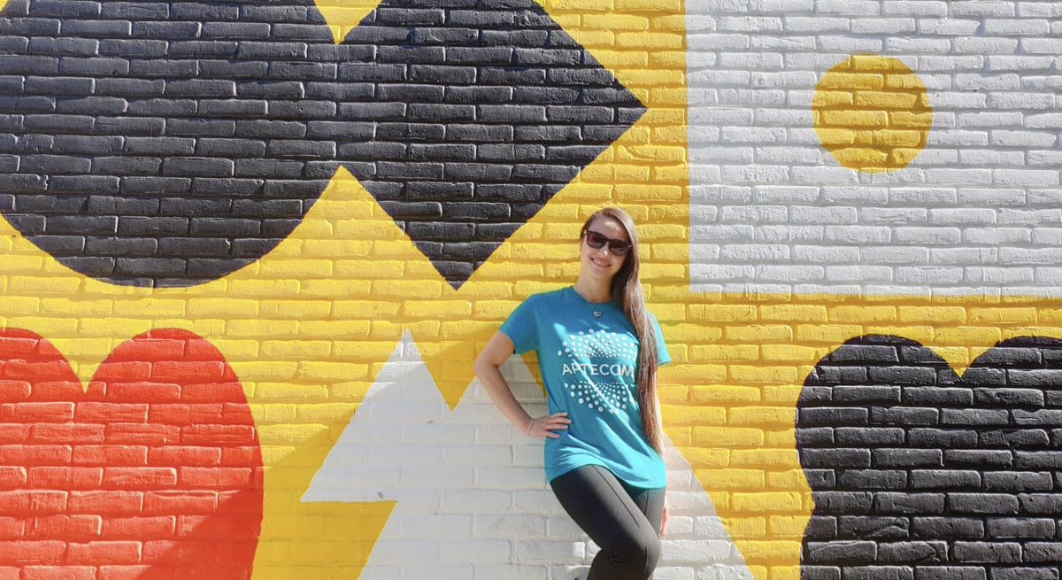 KimDoNL's tweet photo. The only way to do great work is to love what you do. 😃❤️

First day back at the office with the @AptecoBenelux team was productive and fun! 👩🏻‍💻☀️

📸: Marc Bijl
👚: Apteco

#GirlBoss #MarketingManager #Apteco #Fashion #Rotterdam #StreetArt #Photography #Goals https://t.co/TCfSsm5wNn
