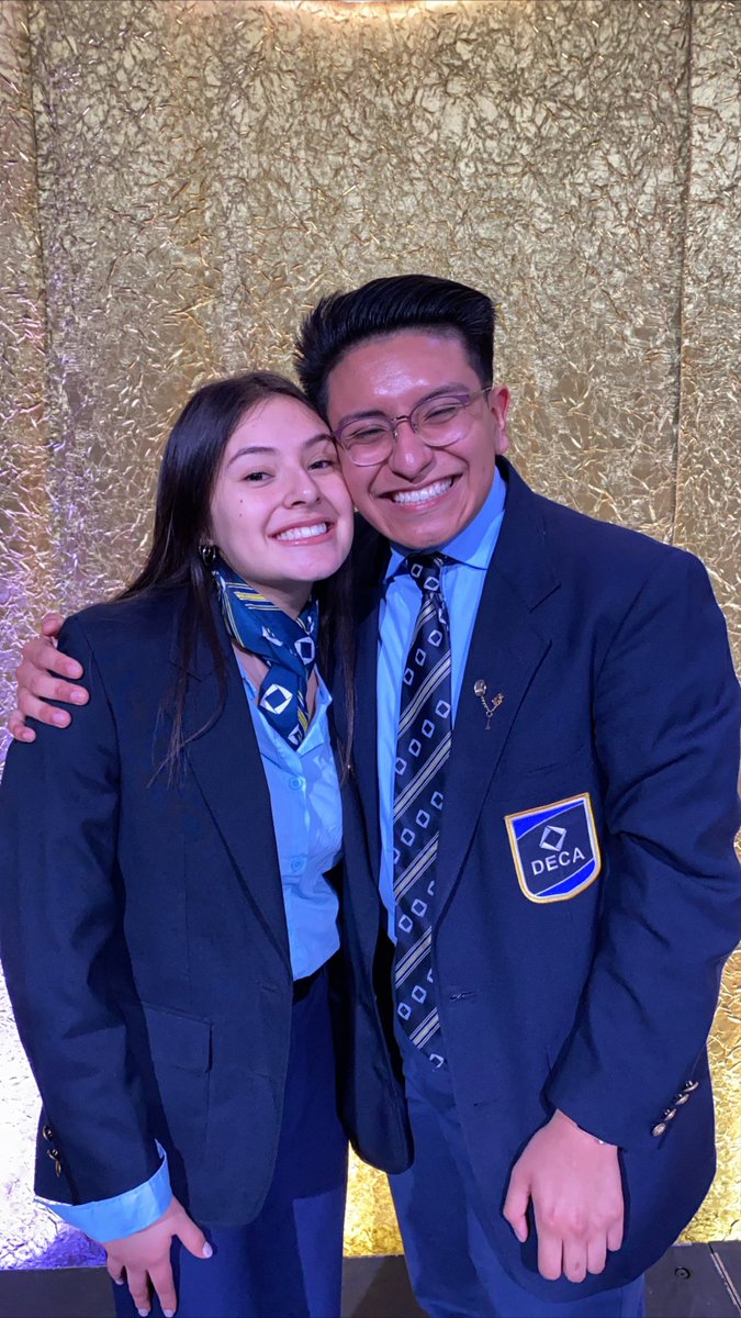 WADECAPrez's tweet photo. I am so excited to pass on the torch to your new State President, Liz Flores! (@Area6DECA) I cannot wait to see what her and her team accomplish in the coming year! https://t.co/AfrOBLlaV1