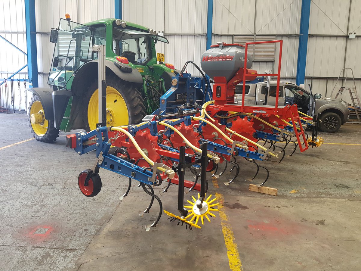 opicocentral's tweet photo. We're now moving onto #maize ๐๐ฝ. The #hatzenbichler inter-row Hoe now set at 75cm, with crop protectors and companion crop seeding.
#futureproof
#silage
#forage
#interrow
@TheFarmingForum
@FarmersGuardian
@cpm_magazine
#reducedchemical https://t.co/55YSdD49jg