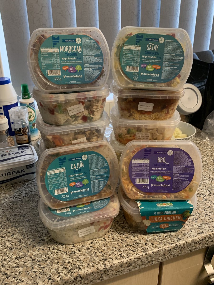 spudyboymark's tweet photo. so this happened today, clean eating while in lockdown.  Also a great way of getting food to people on the extremely vulnerable list that can’t get to the shops! #MuscleFoodUK #HealthyLivingForAll @musclefooduk https://t.co/h74uzBacqZ