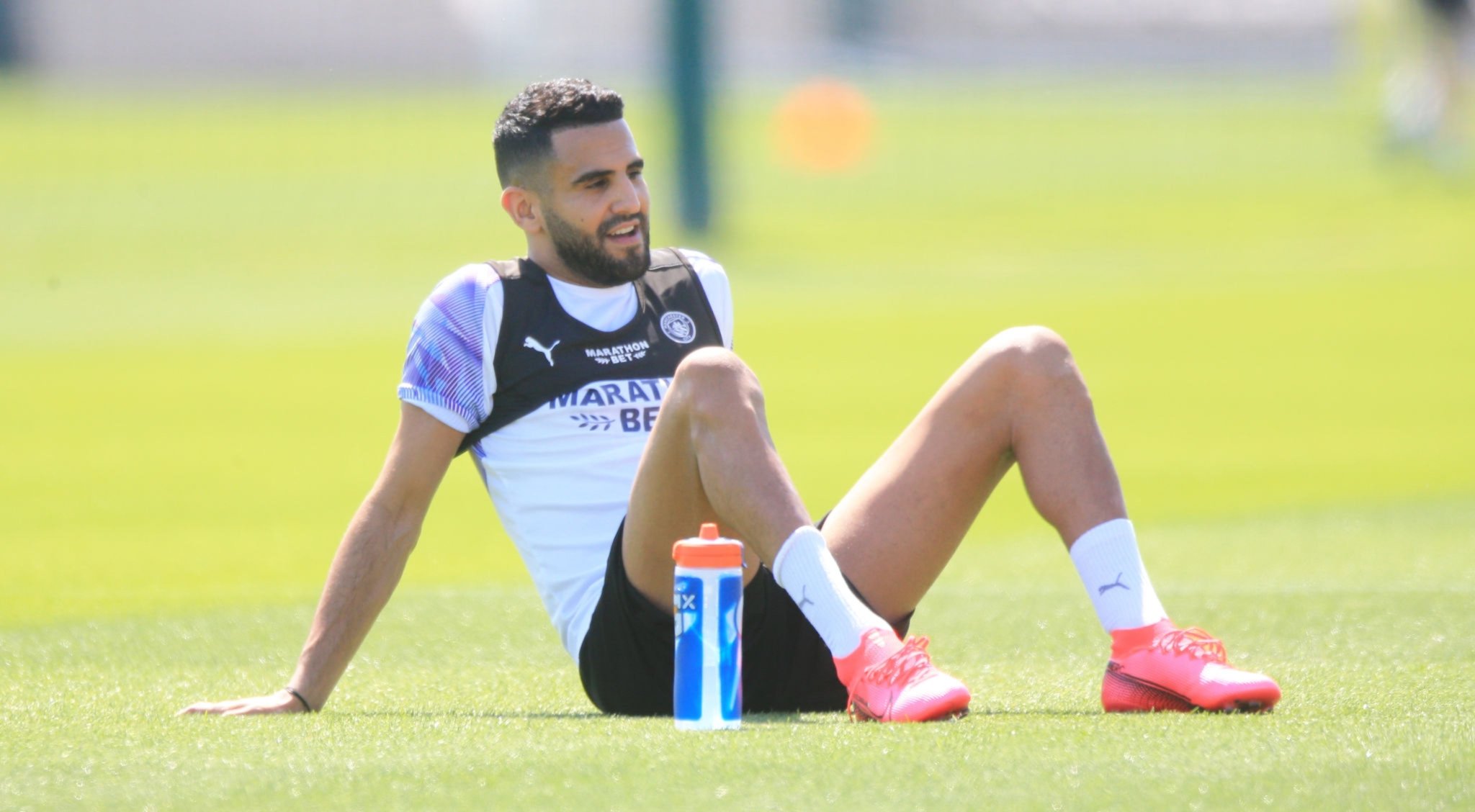 Yallakora on Twitter "النجم رياض محرز من تدريبات نادي مانشستر سيتي