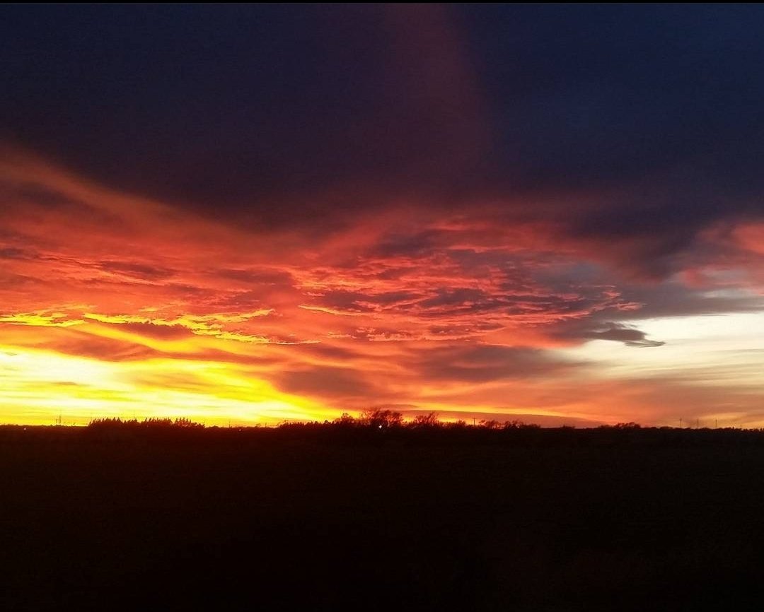 CradockKelly's tweet photo. @k_lisarae New Mexico Skies. https://t.co/I5agXjQM4H