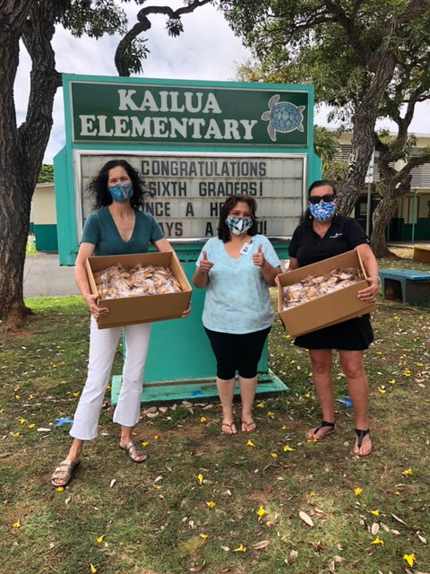 A HUGE Mahalo to Honolulu Cookie Company for their generous donation of 700 cookies! Thank you Jodi Turner and Lisa Marten for delivering the cookies! They will be a sweet addition to Grab and Go Lunch distribution on Thursday and Friday this week! #CommunityEngagement