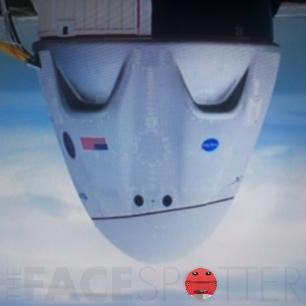 And this would be the SpaceX “scrub” face. 😞 Disappointing for all involved but safety must always come first. 👨‍🚀👨‍🚀🚀

#spacex #spacexlaunch #nasa #launchamerica #TheFaceSpotter #pareidolia