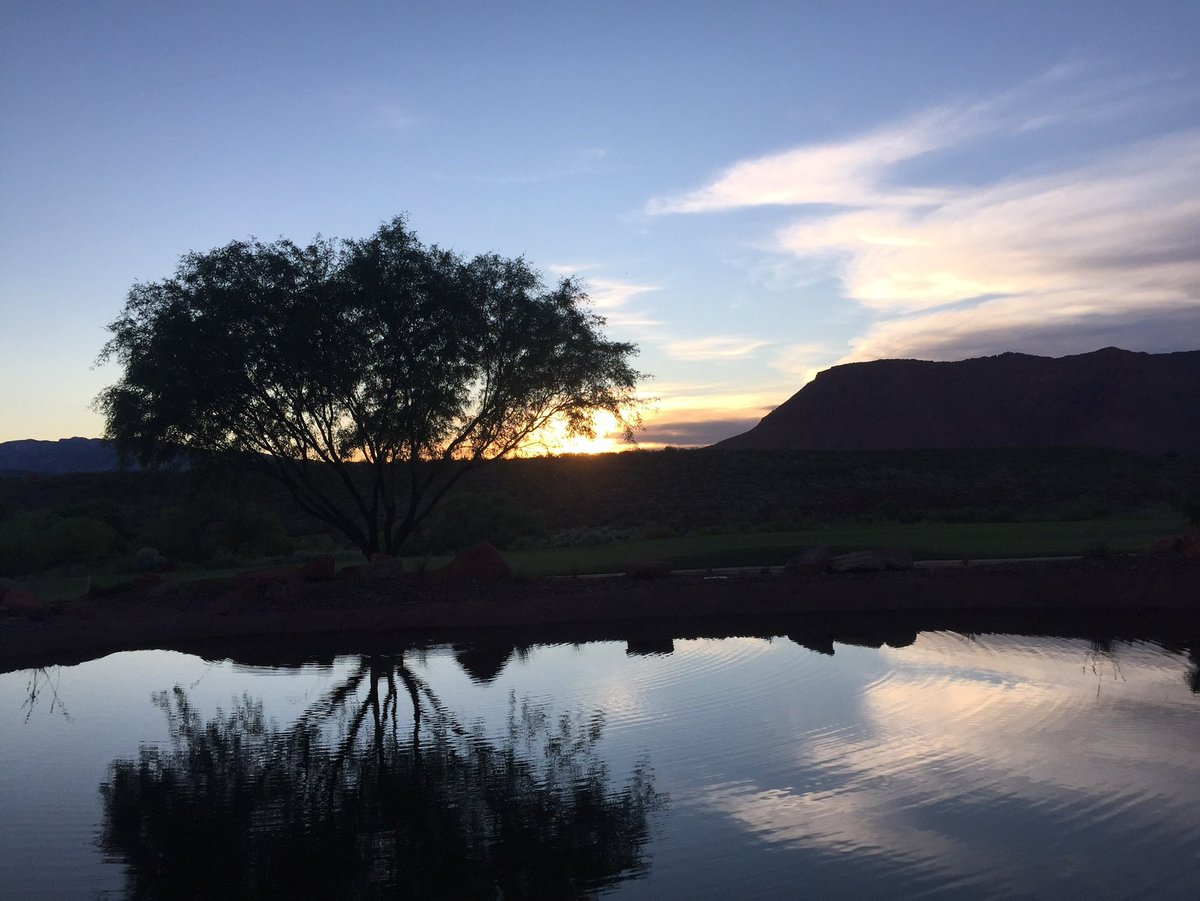 We not only have the best members but our guests are pretty great too. This photo was taken and sent to us by one of them. Gorgeous sunset!