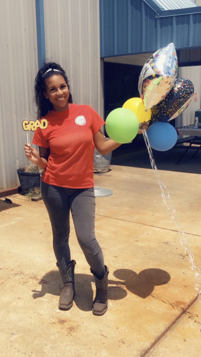 GodCome1st's tweet photo. price went up.. 🥵 #combowelder👩🏽🏭 https://t.co/P5IpIK7d3e