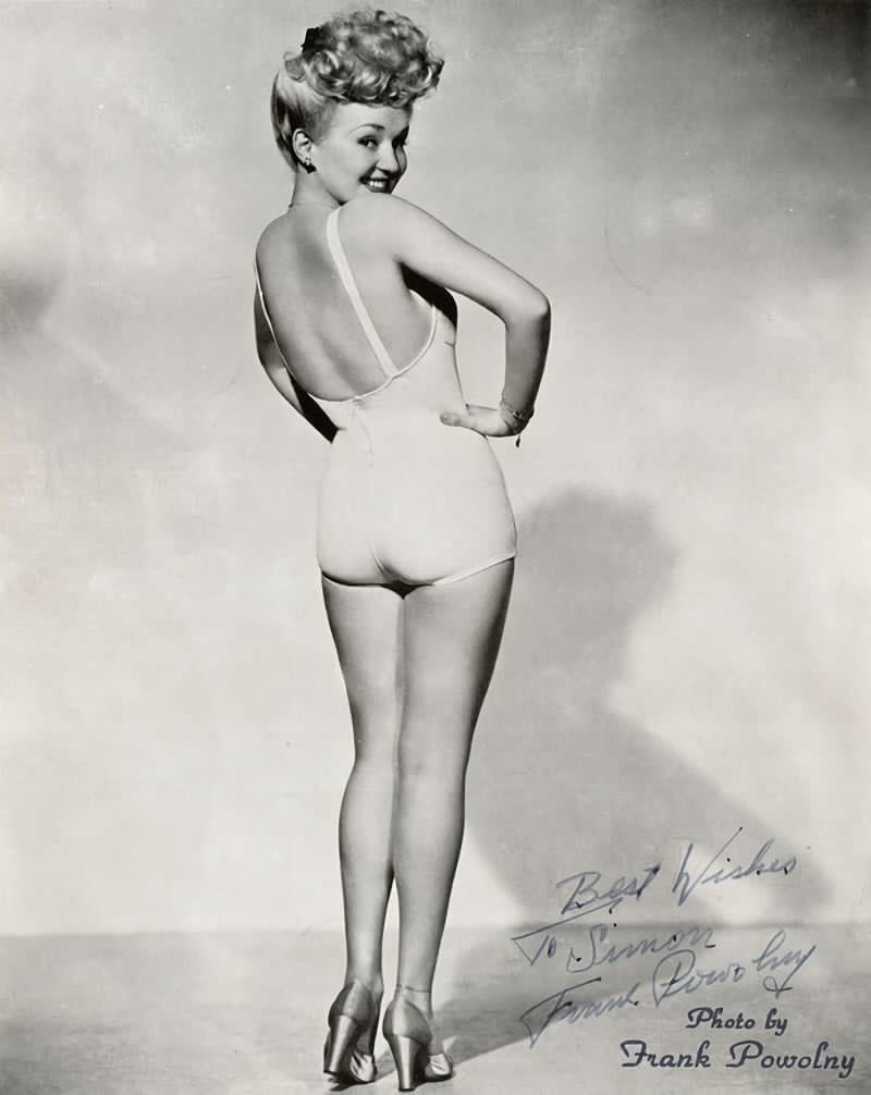 11-Cette photographie de Betty Grable, prise par Frank Powolny en 1943, motiva de nombreuses troupes américaines lors de leurs combats contre les forces de l’Axe.