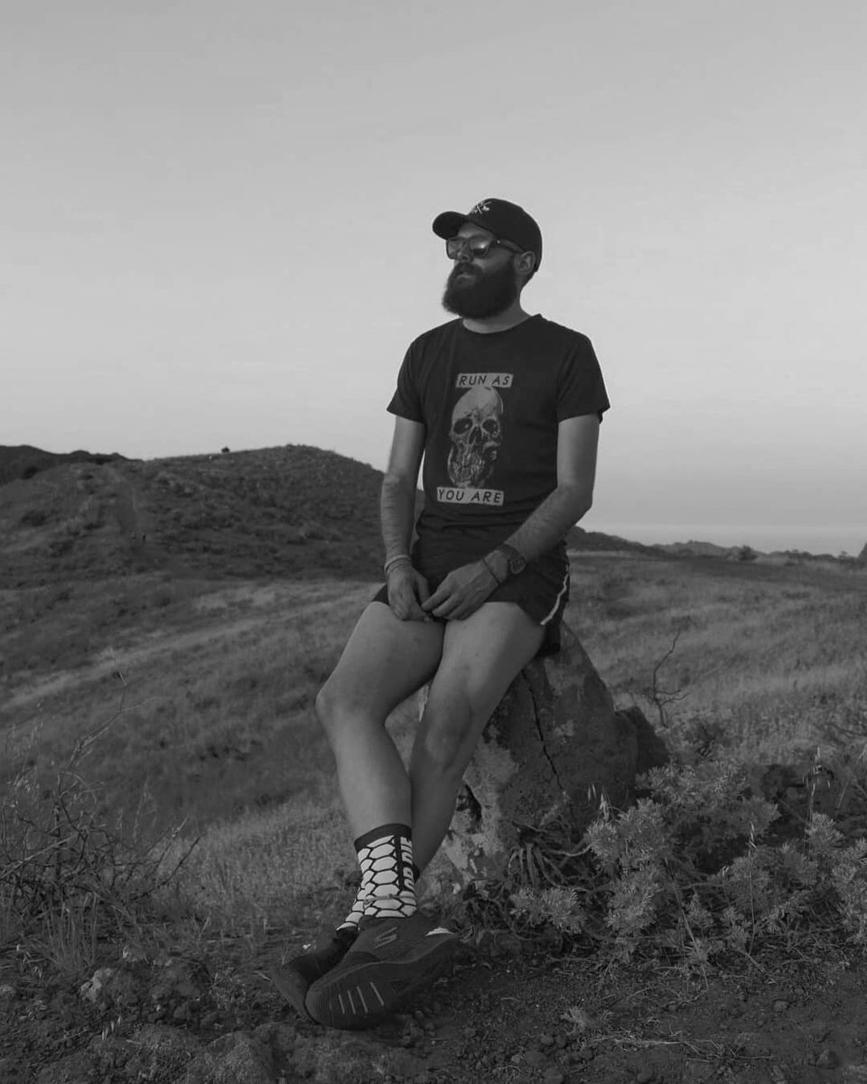 antonio_am_93's tweet photo. Estoy muy contento de poder anunciar que soy nuevo embajador de @RoughMotion👕.

El que me conoce sabe que me gusta correr, Canarias y el medio natural, y esta marca reúne todo esto, por eso es un orgullo ser su imagen😍

Run as you are!🏃🏻‍♂️ https://t.co/kpVi3omMVR