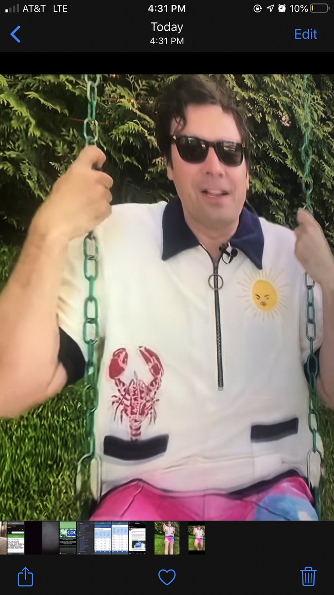 traz__'s tweet photo. @jimmyfallon where do I acquire one of these https://t.co/cmxoBERFMW