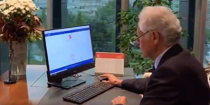 Muammer Keskin, askıda fatura ödemesi yaptığı videoyu paylaştı 
youtu.be/_HxzZQ2Jz4o