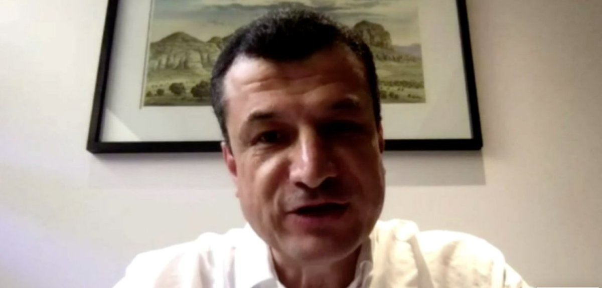 BTCamericas's tweet photo. "El miedo es una oportunidad para salir adelante, hoy estamos seguros que después de esto vendrán cosas mejores."@alextabche en #BtcTalks
👉 https://t.co/8GgTOlXTFs
#wegatherpeople #btcconnects #btctalks #webinar #nuevanormalidad #socialmedia #digitalmarketing #webinargratuito https://t.co/qEblmsB8Zi