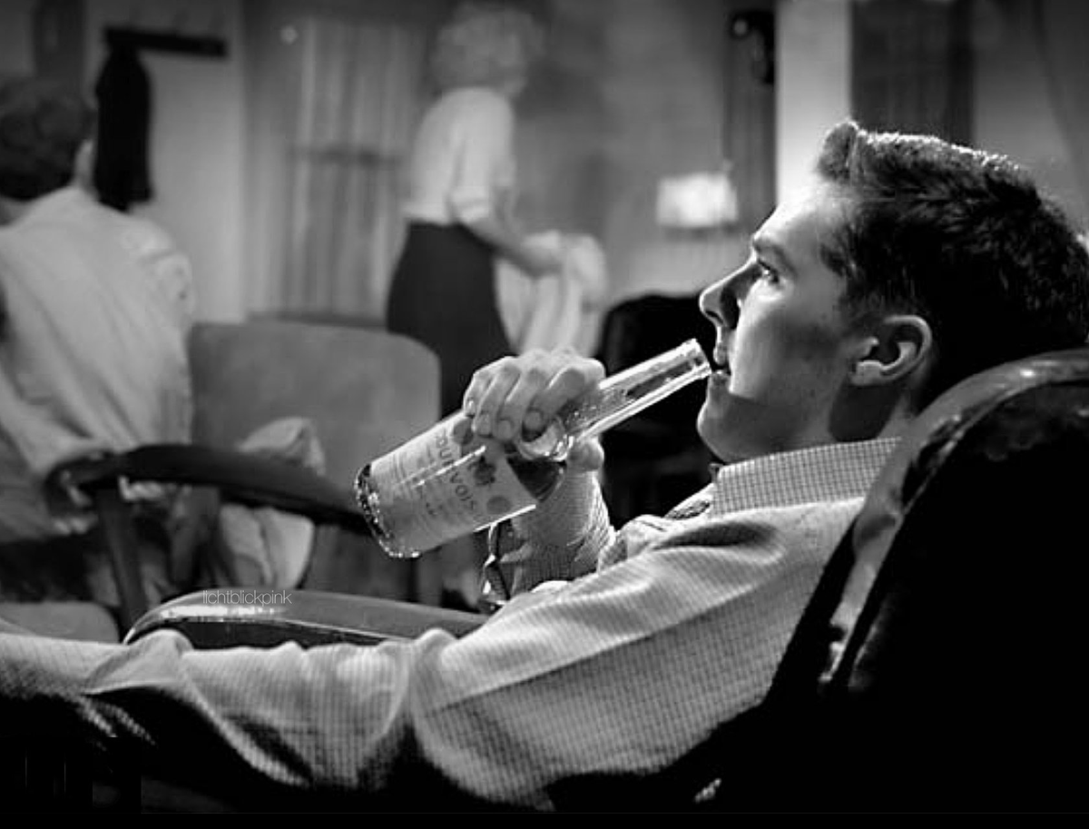 kalazarLuvsBenC's tweet photo. #YoungBatch @CumberbatchSpam
1. As You Like It (2002)
2. A MidSumner's Night's Dream (2002)
3. Hedda Gabler (2005)
4. Period of Adjustment (2006) https://t.co/1JEUedcAfH