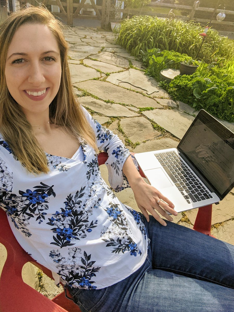 sarahem_de's tweet photo. Now that the weather is nice it's wonderful to be able to wrap up the day outside. #UDFromHome https://t.co/8wjB22nZmN