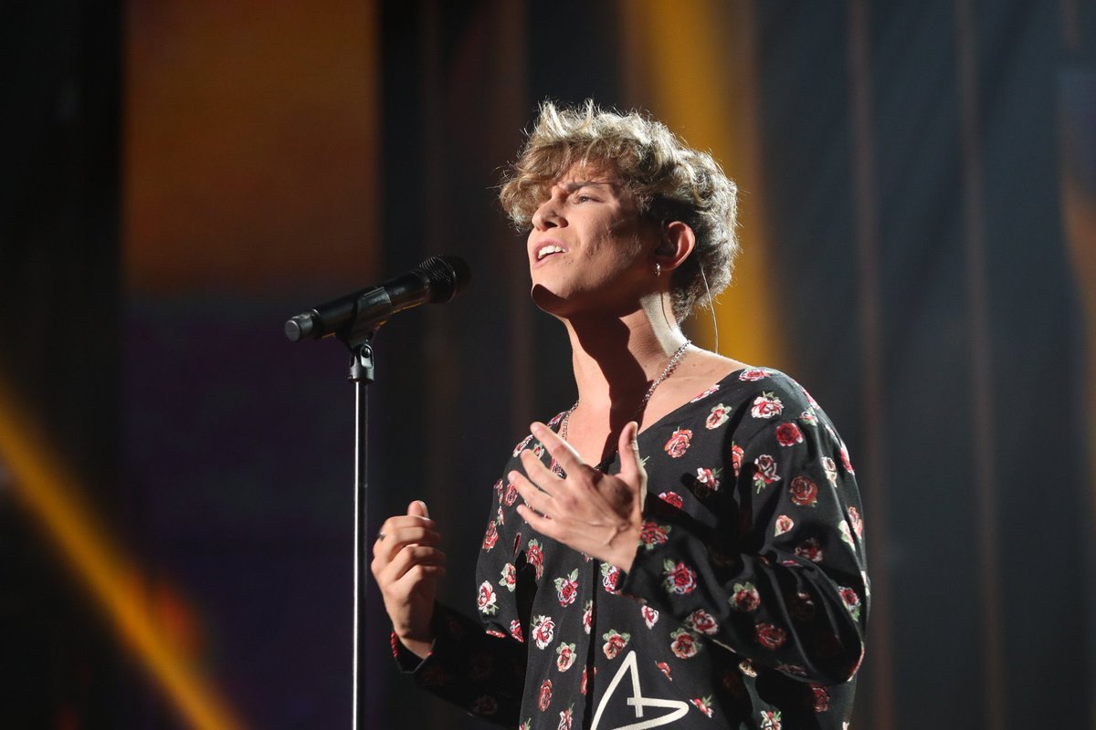hereforallu's tweet photo. Hilo de fotos de la actuación de Nick. 

#OTGala11 @soynickot2020 https://t.co/YvFWdl37rz