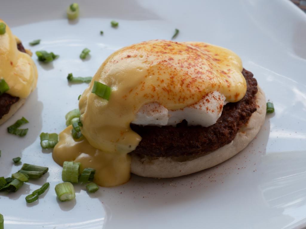 🙌 Brunch is back! 
Now serving all of your favorites. Starting this Sunday, our famous Brunch is back from 10 AM to 1 PM  🥓 🍳 🥞 

View menu: ms.spr.ly/6015TiINB