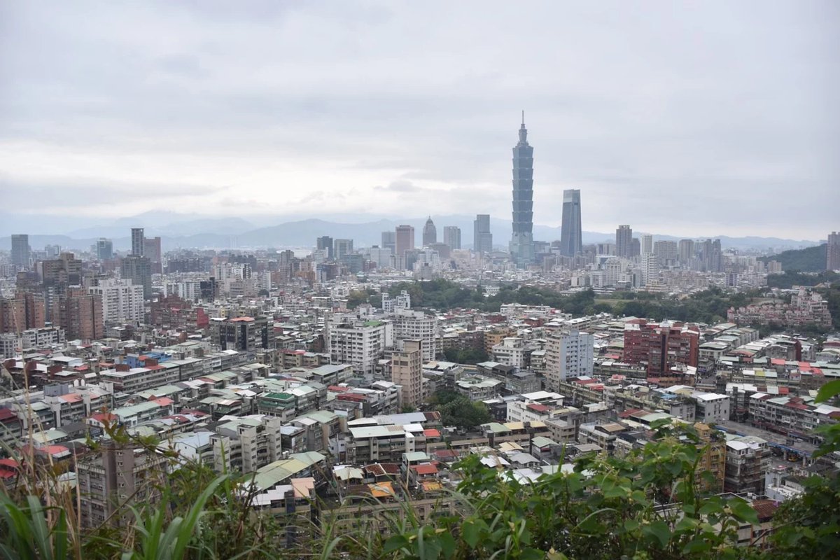 TaipeiExpats tweet picture