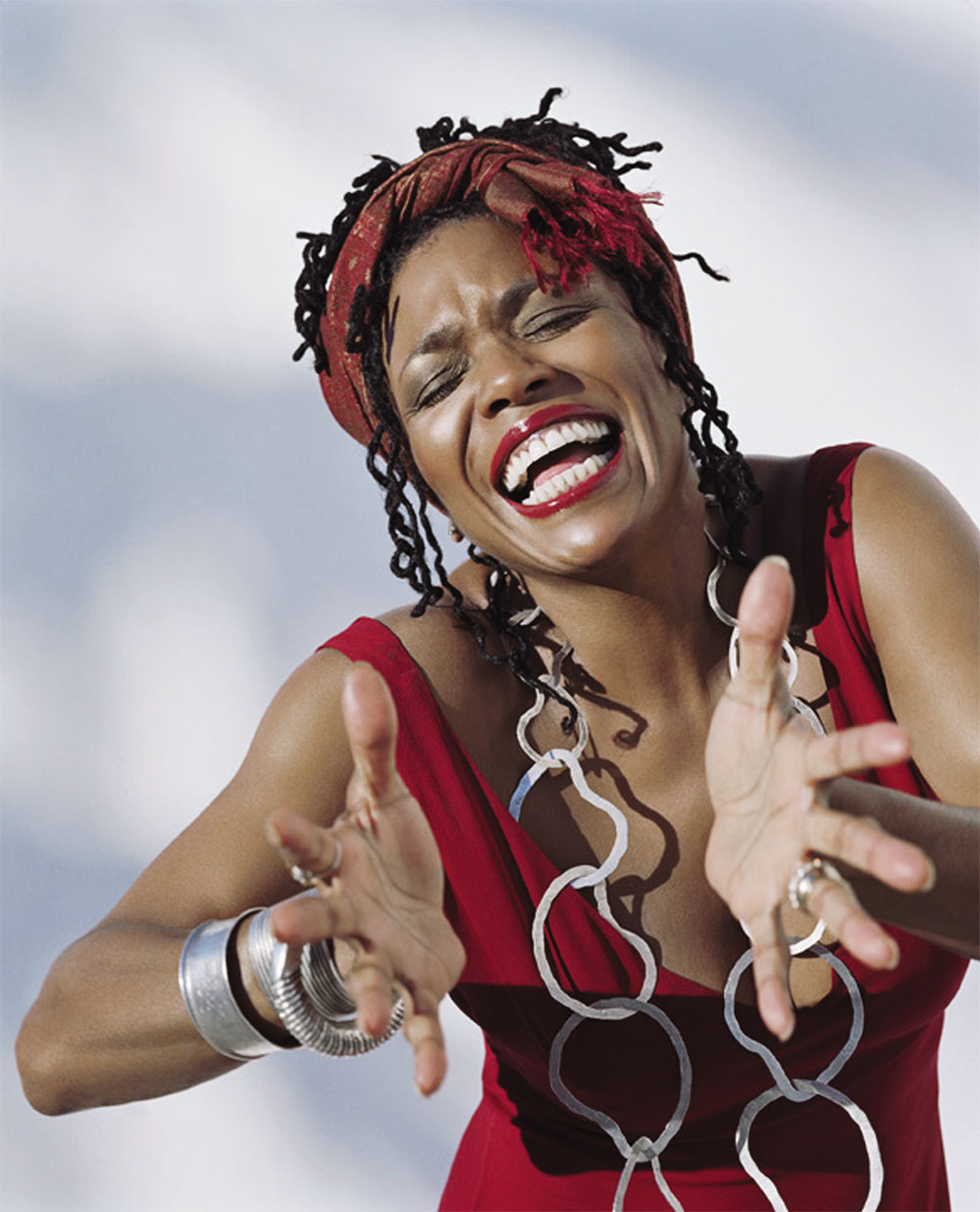 Happy Birthday to Jazz Legend and Grammy and Tony Award winner Dee Dee Bridgewater 