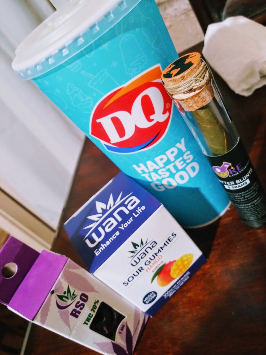 Pre-OP goodies had to buy myself.
I won't be able to smoke for a while
😢😘  #tomorrow #is #my #doublemastectomy
#dairyqueen #RSO #batterblunts #batter #blunts #wana #gummies #orangejulius #retweet #share #like #follow @ACannabisQueen @Dab5_at420 @stonerIife420 @SmokedUpGoddess